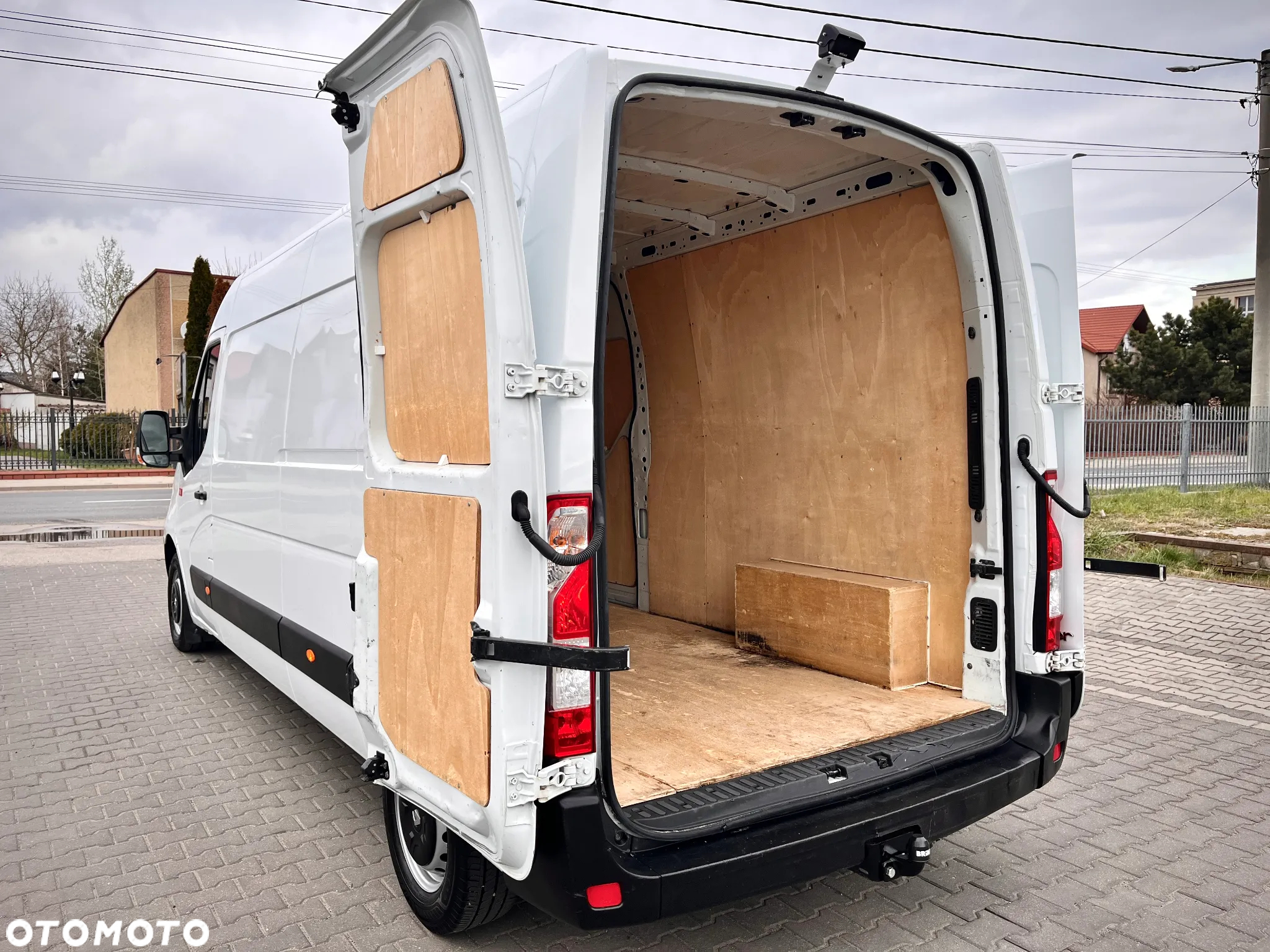 Renault MASTER L3H2 / NISKI PRZEBIEG / SERWIS ASO / 2.3 DCI / FV23%/ - 19