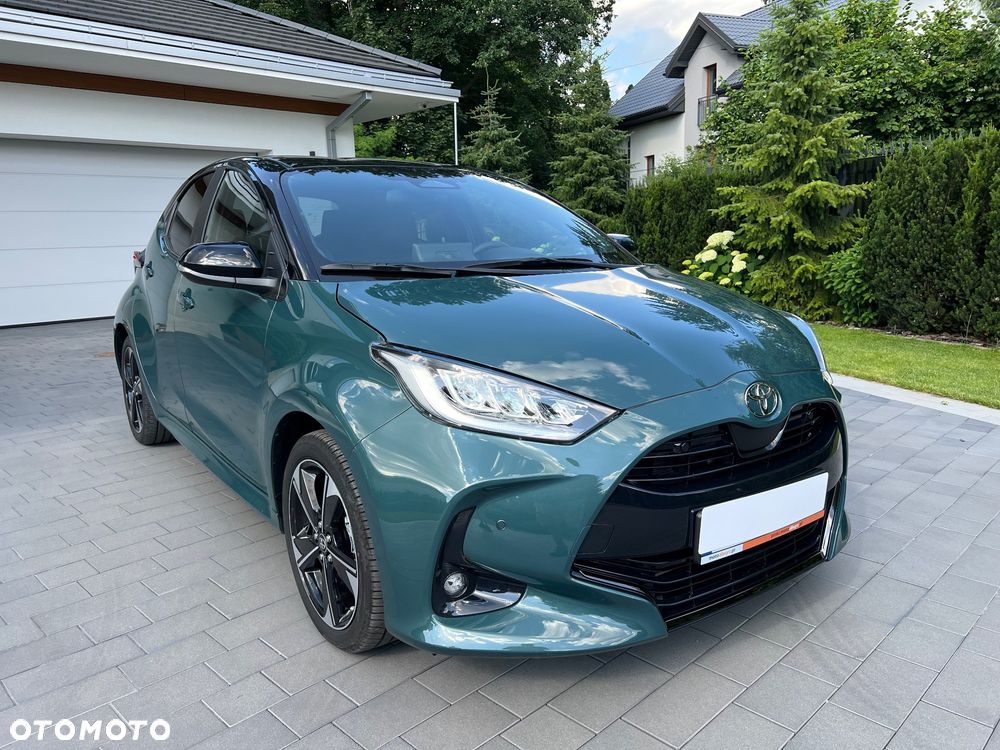 Toyota Yaris Hybrid 1.5 Executive - 1