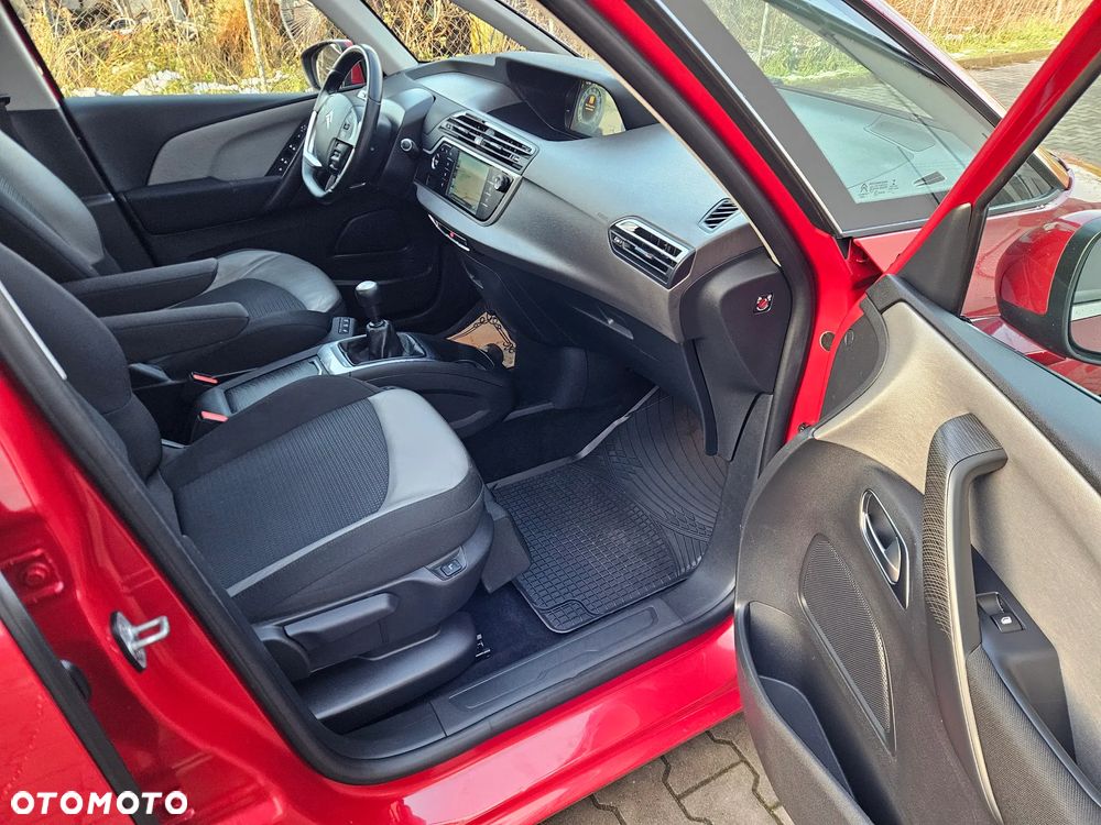 Citroën C4 Picasso e-HDi 115 Exclusive - 17