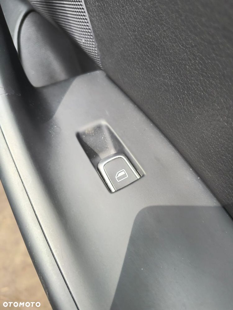 Audi Q3 - 30