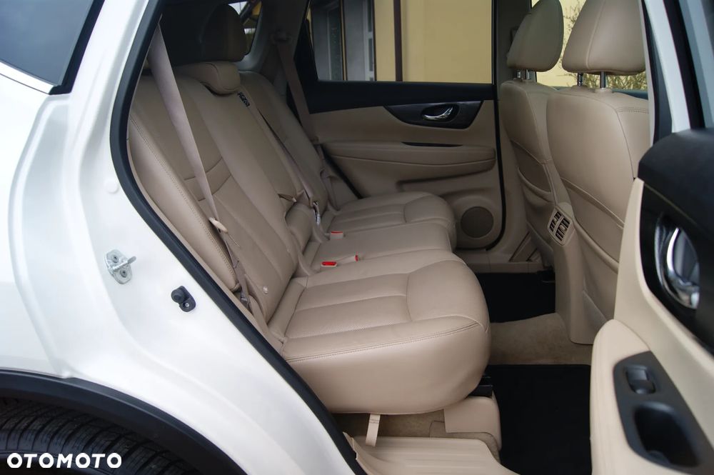 Nissan X-Trail 2.0 dCi Tekna 4WD 7os - 25