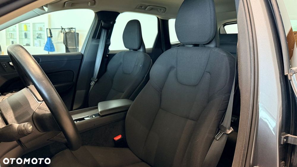 Volvo XC 60 - 12