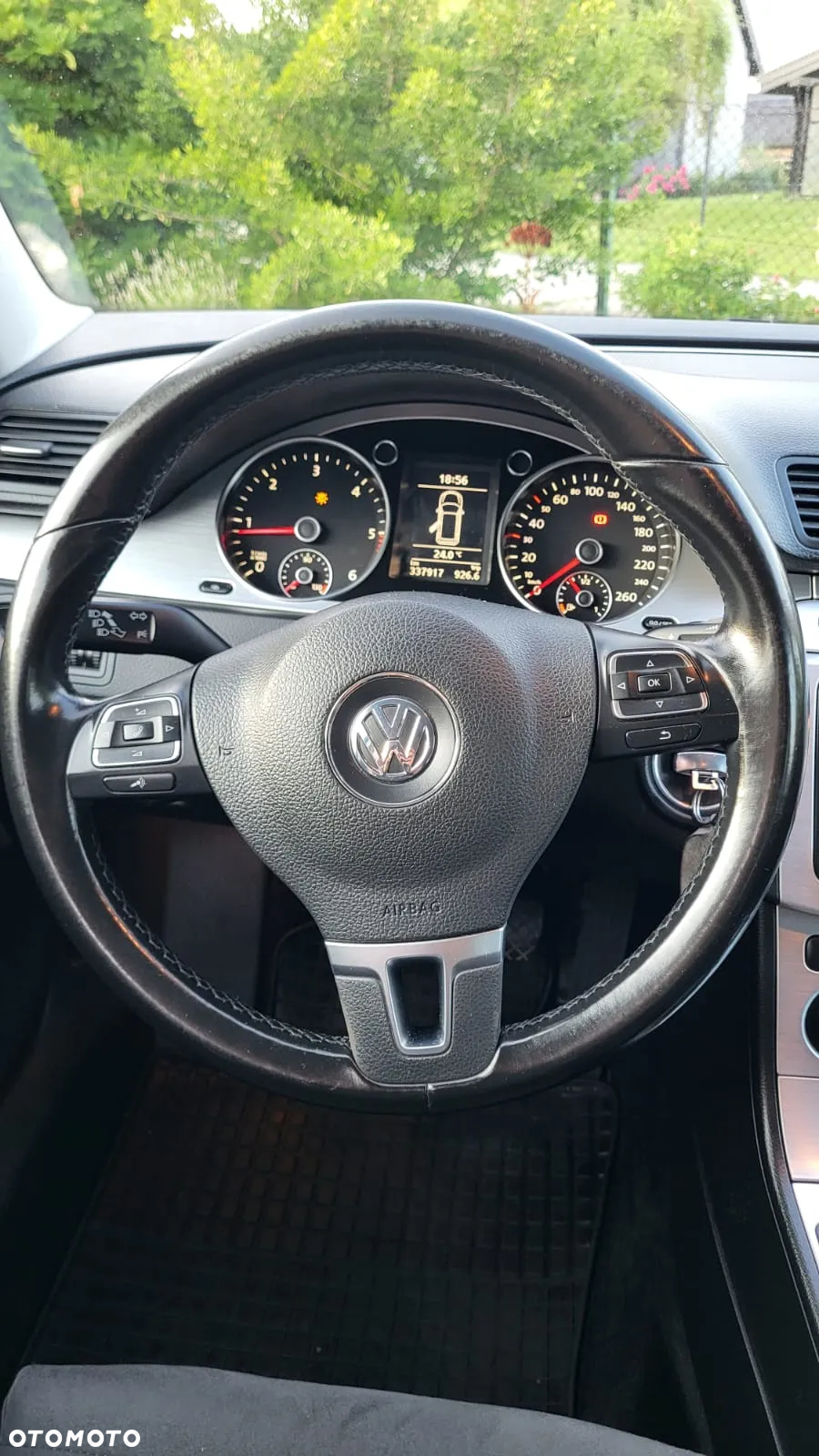 Volkswagen Passat 2.0 TDI Highline - 11
