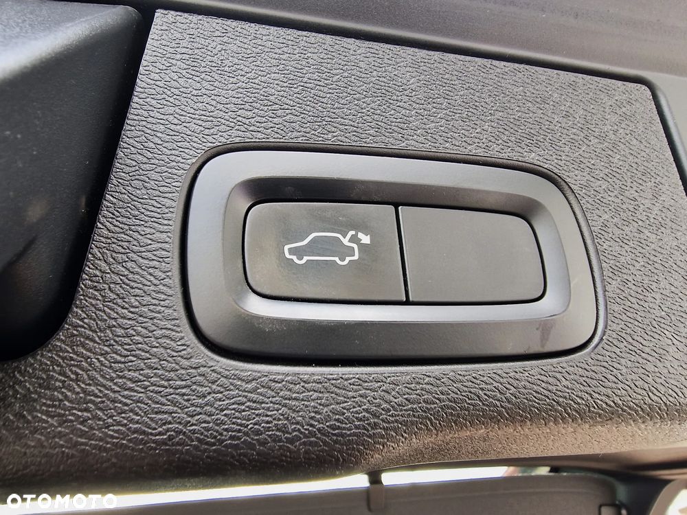 Volvo XC 60 D4 Inscription - 18