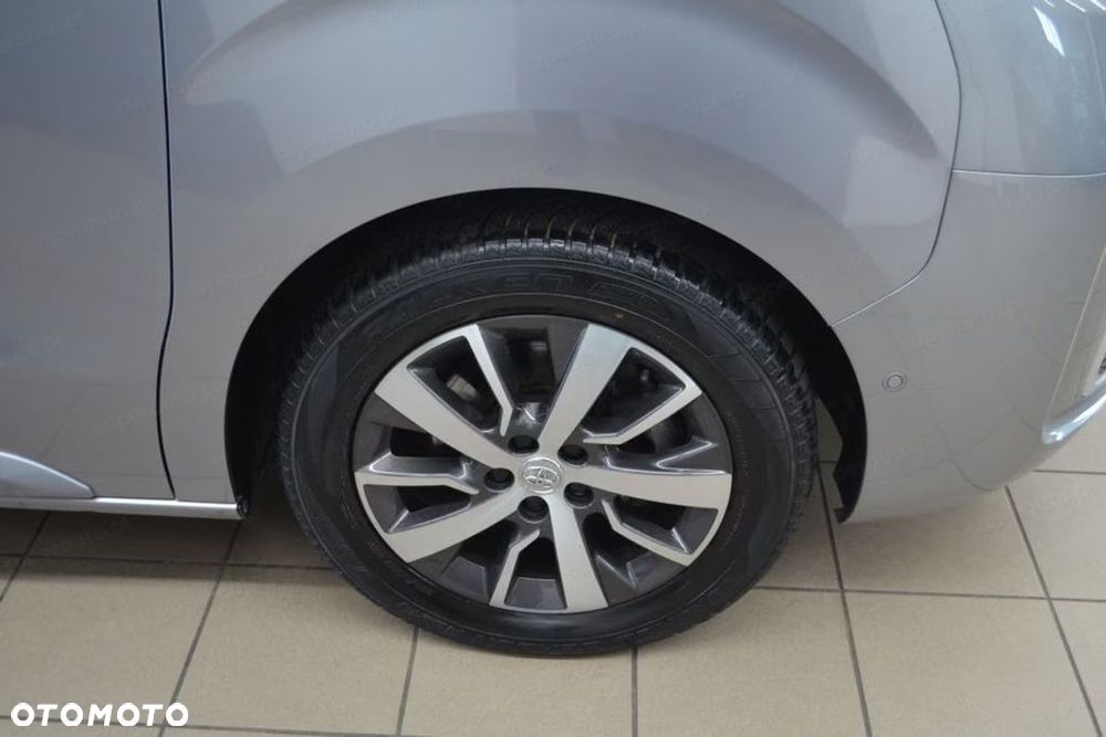 Toyota Proace Verso Long Business 2.2 180KM - 18