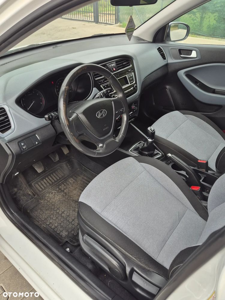 Hyundai i20 - 9