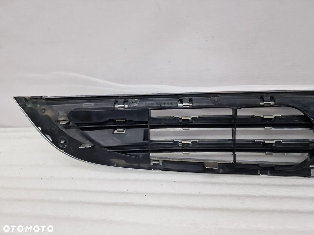 MINI COOPER R50 / R52 / R53 01- ATRAPA / GRILL / KRATKA ŚRODKOWA ZDERZAKA PRZEDNIEGO PRZÓD , NR 5113-1490376 / 1490376 , NR AUKCJI KR339 - 10