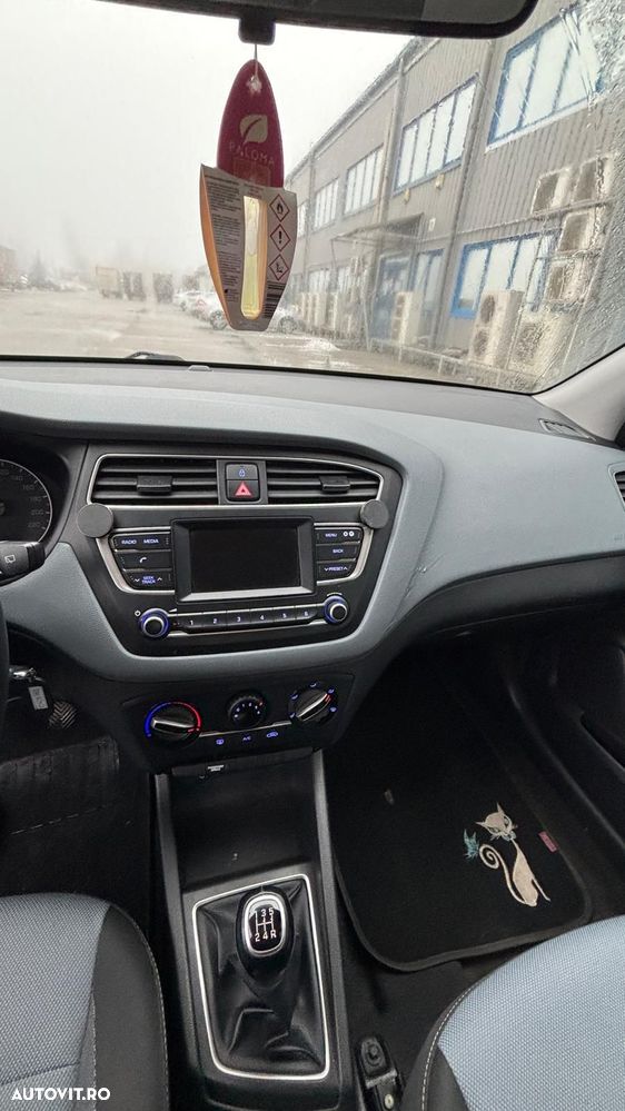 Hyundai i20 1.25 75CP M/T Comfort+ - 12