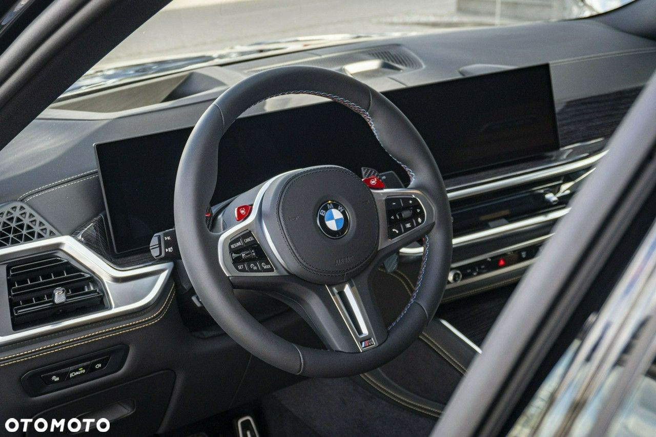 BMW X6M - 13