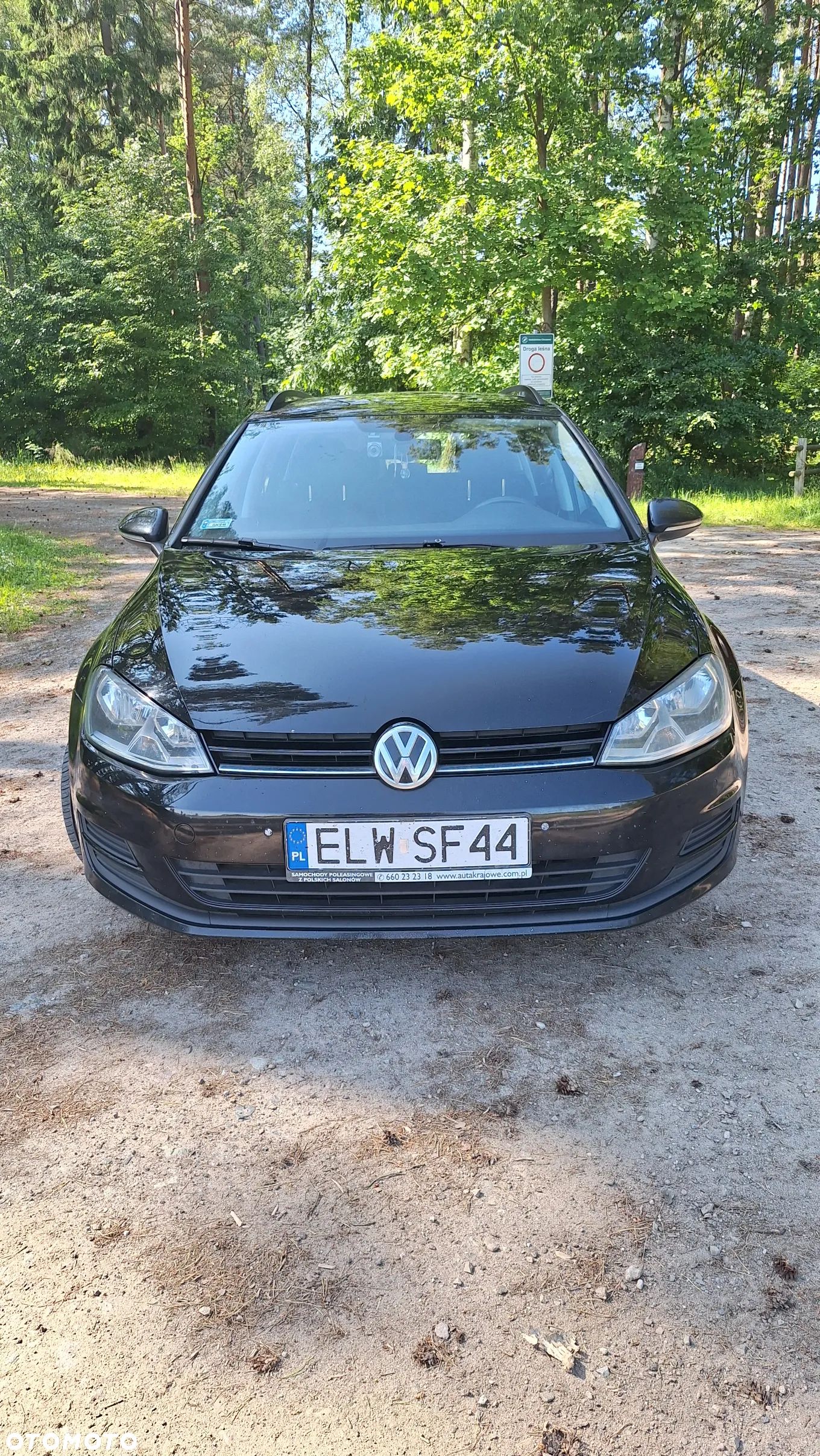 Volkswagen Golf VI 1.6 TDI Comfortline - 1