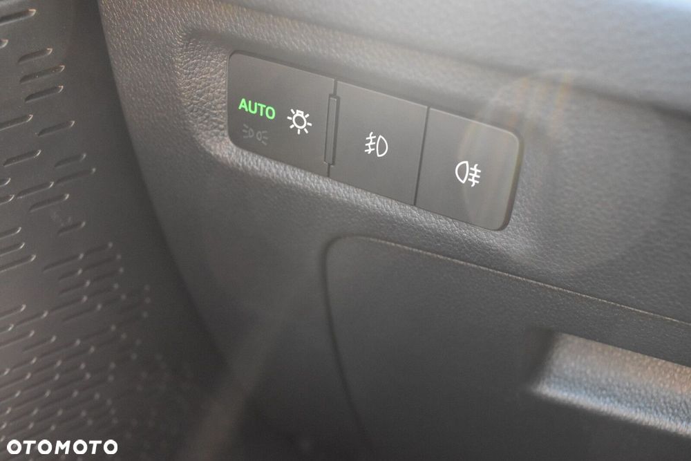 Skoda Octavia 2.0 TDI 4x4 Sportline DSG - 27
