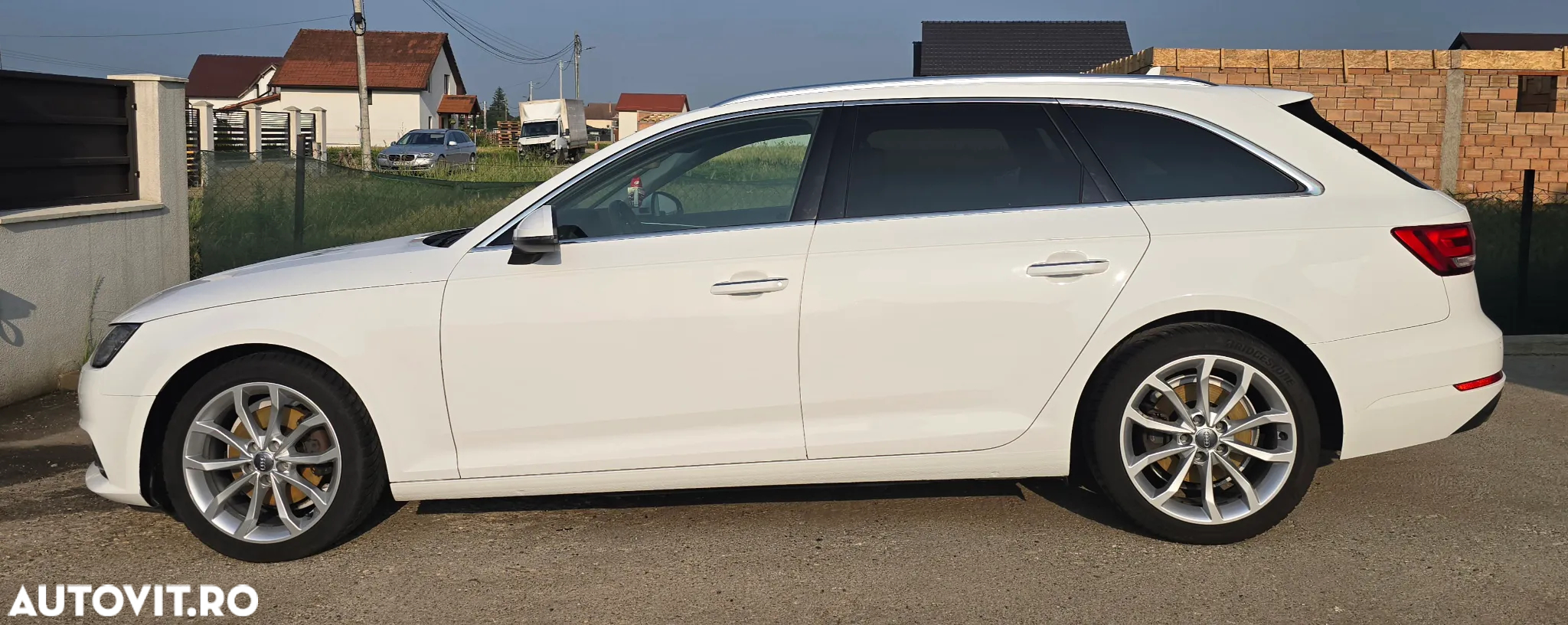 Audi A4 Avant 2.0 TDI ultra S tronic - 3