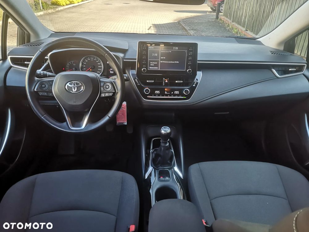Toyota Corolla 1.5 Comfort - 15