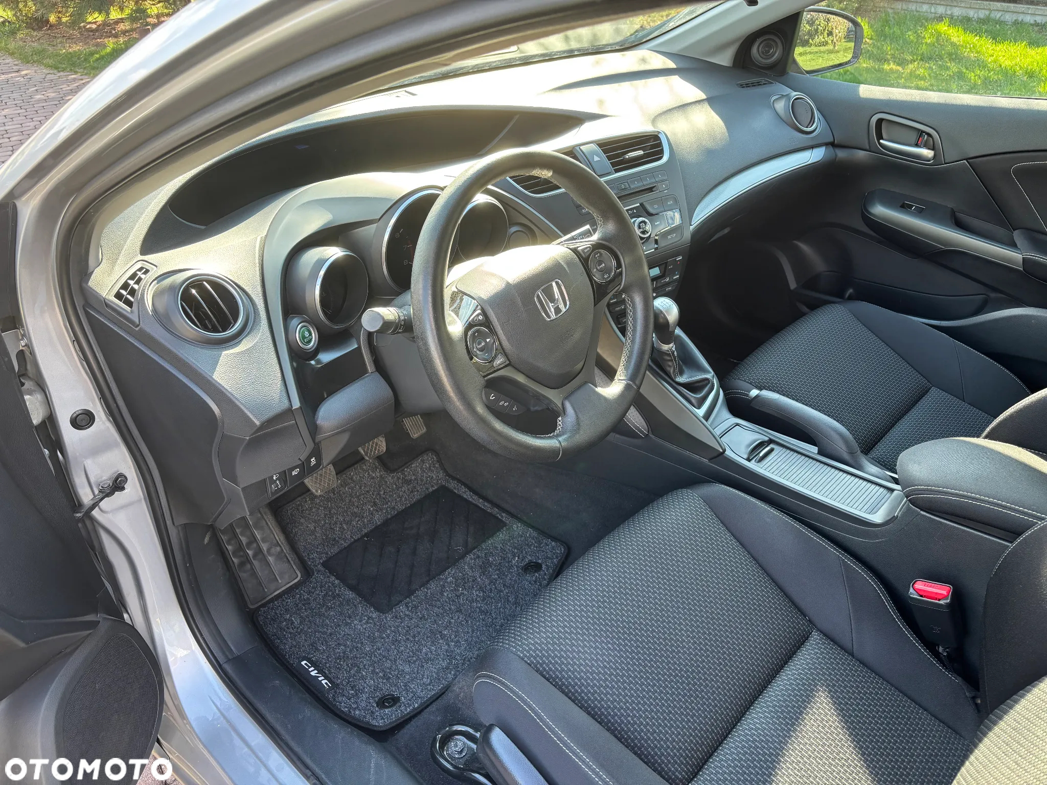 Honda Civic Tourer 1.8 i-VTEC Elegance - 24