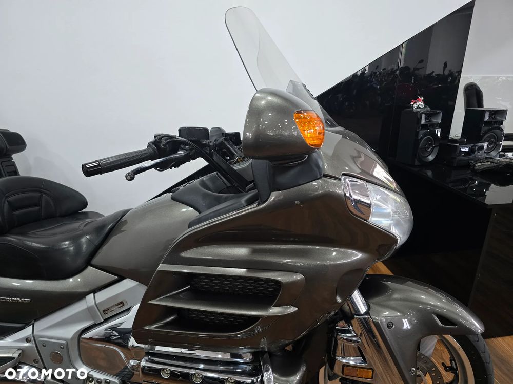 Honda GL - 35