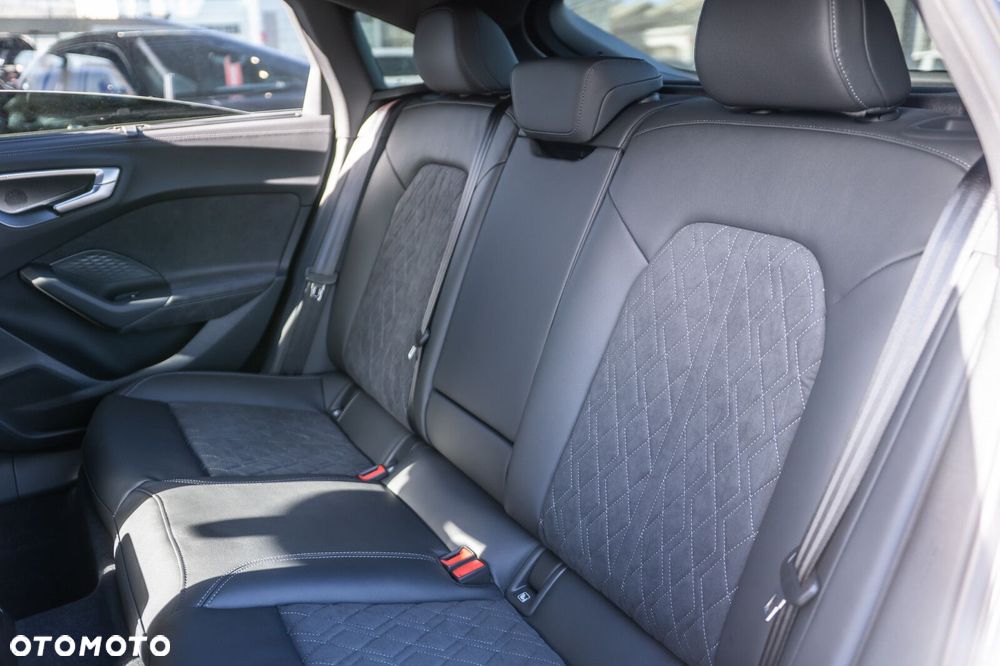 Audi A5 Limousine - 18