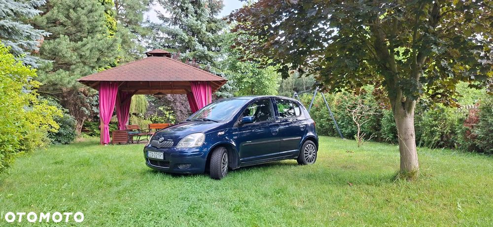 Toyota Yaris 1.4 D-4D Unlimited - 1