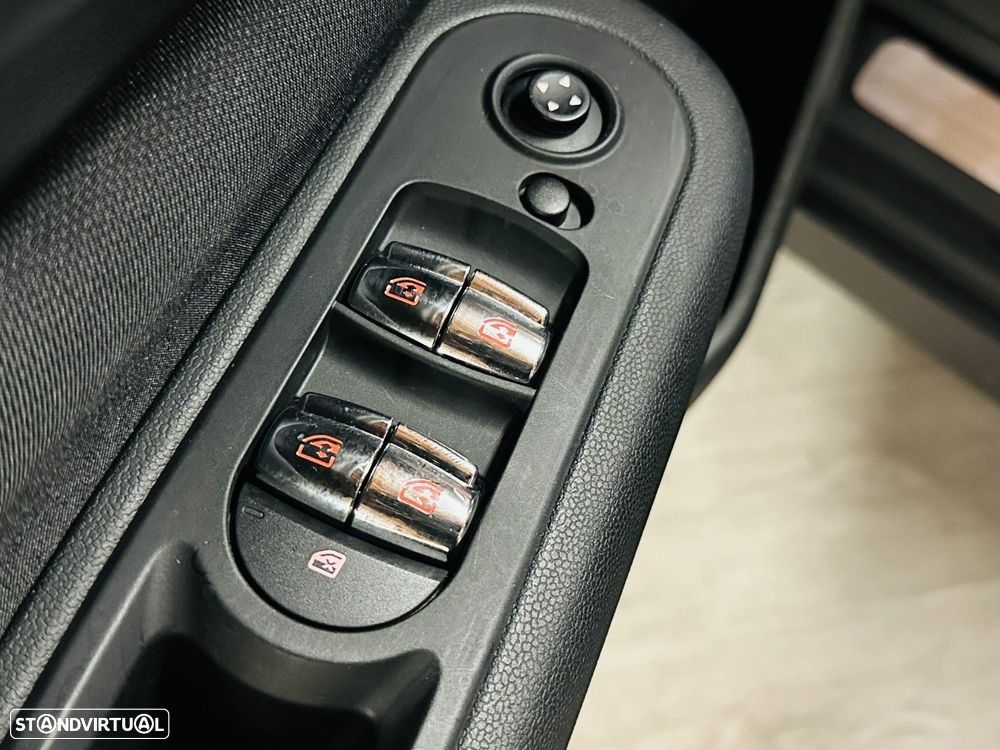 MINI Countryman One - 21