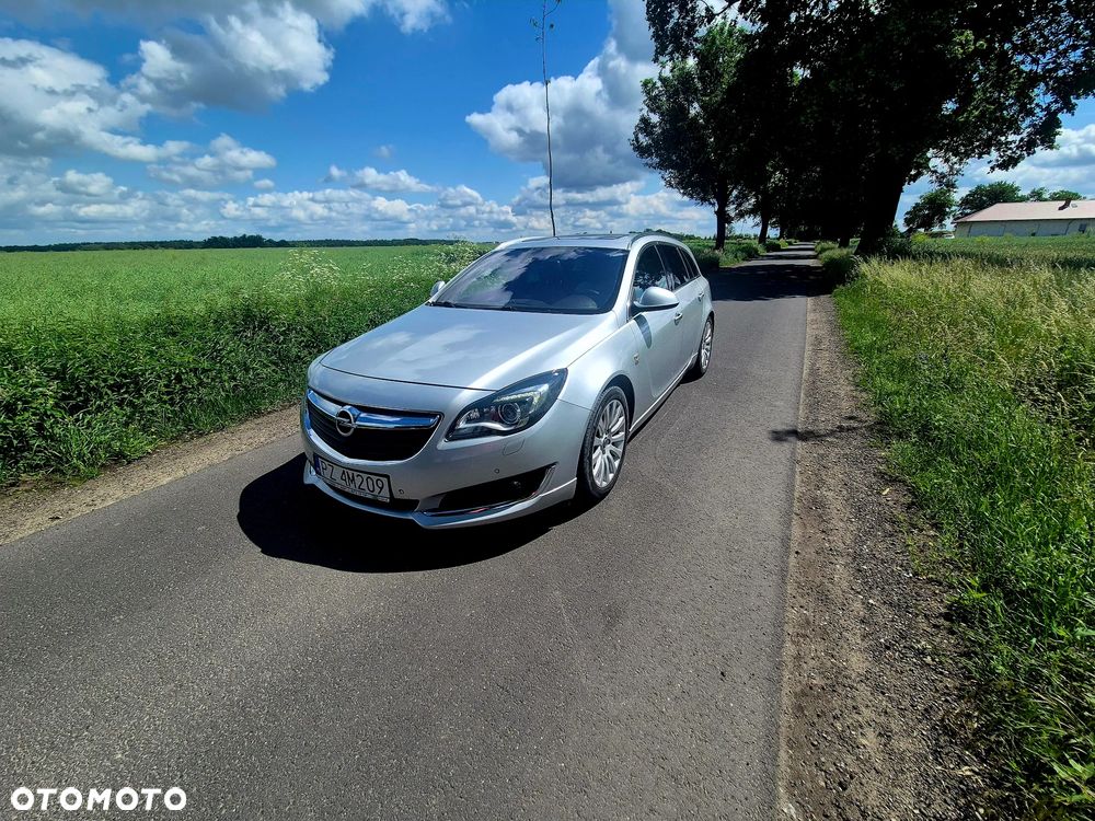 Opel Insignia - 1