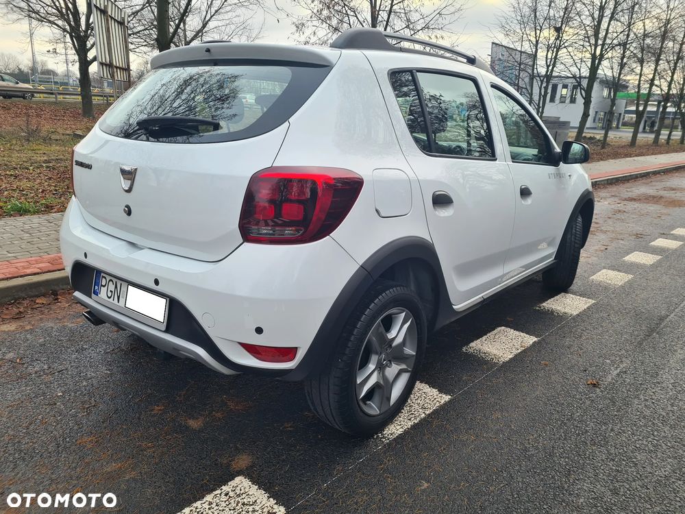 Dacia Sandero Stepway 0.9 TCe Laureate S&S EU6 - 3