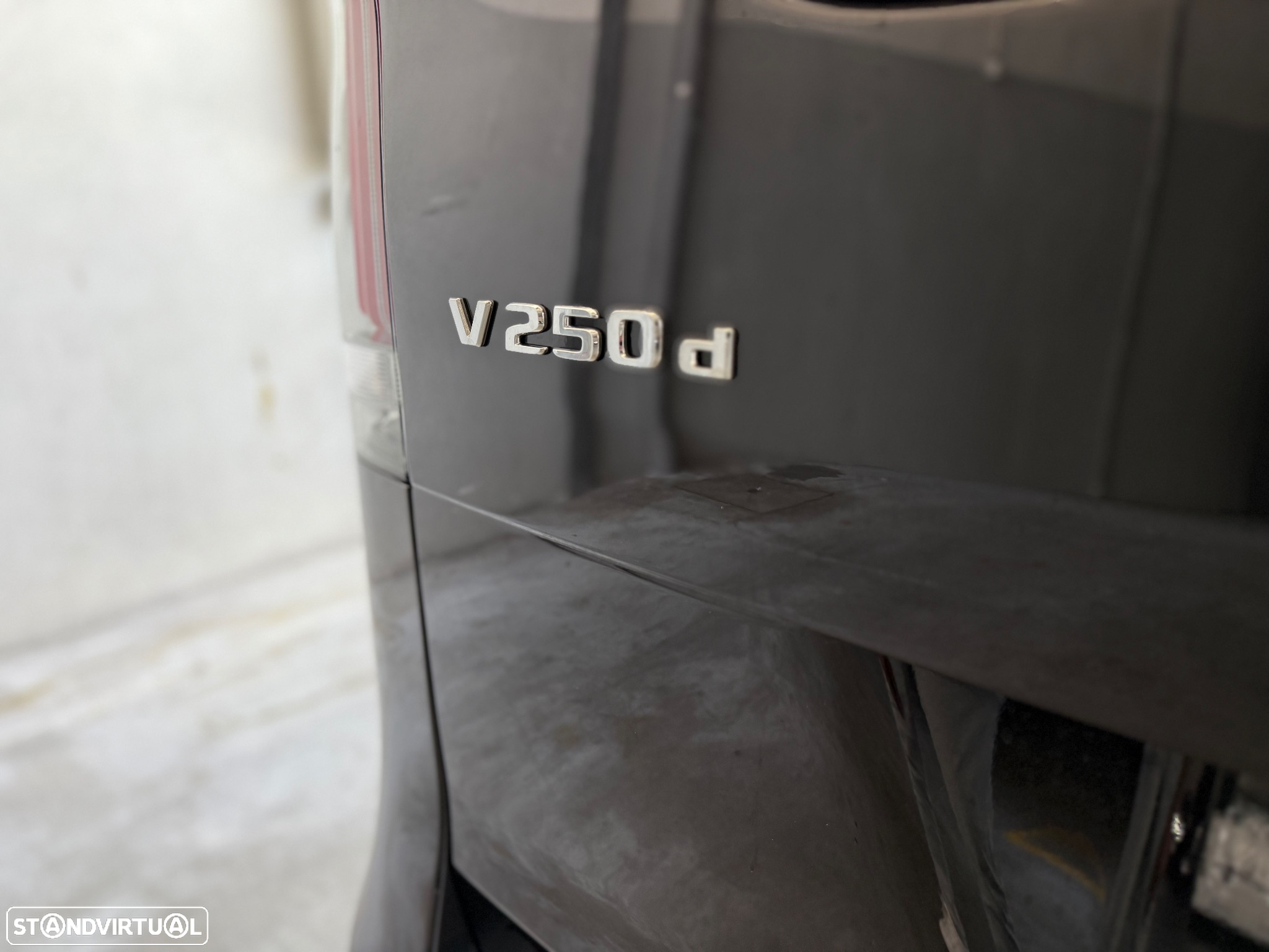 Mercedes-Benz V 250 d Longo Avantgarde - 14