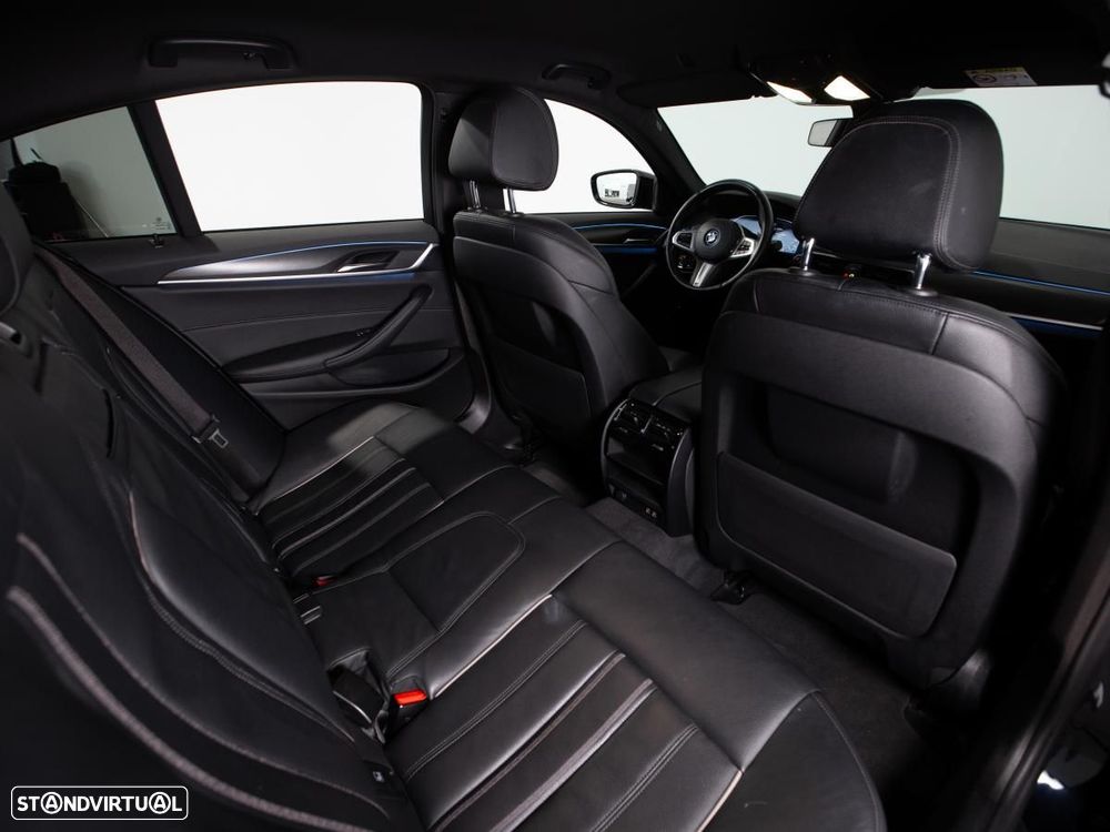 BMW 520 e - 12