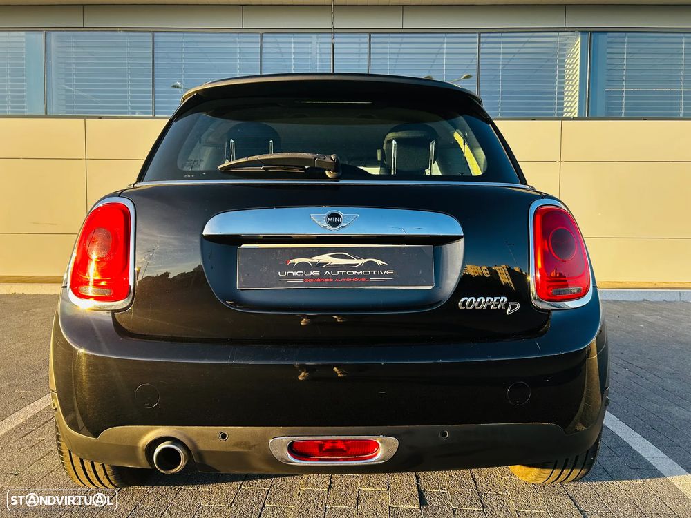 MINI 3 Portas Cooper D Metropolitan - 10