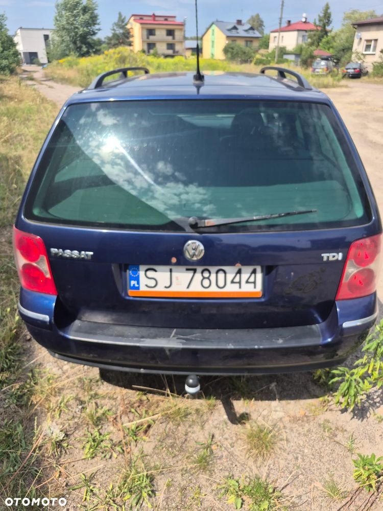 Volkswagen Passat 1.9 TDI 4Mot Highline - 5