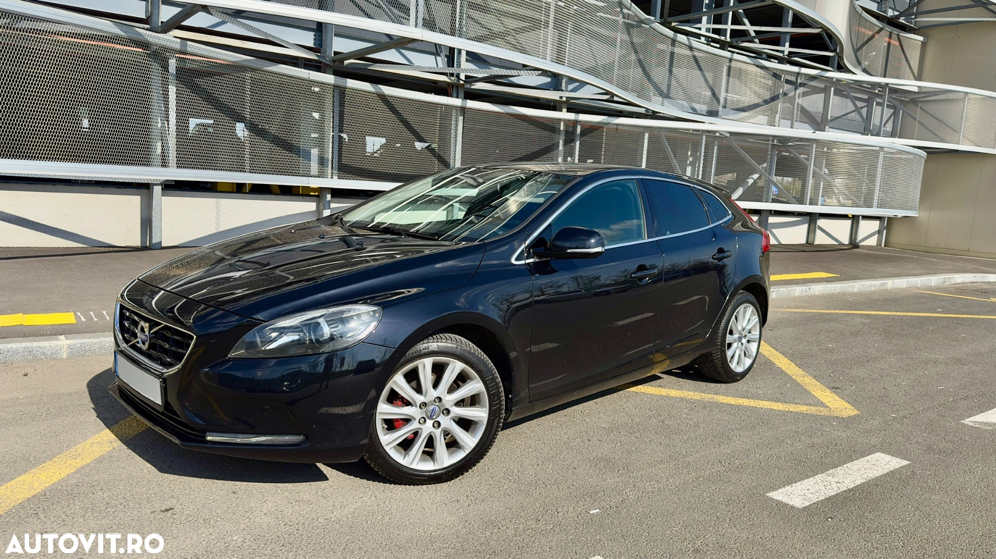 Volvo V40 D2 ECO Momentum - 2