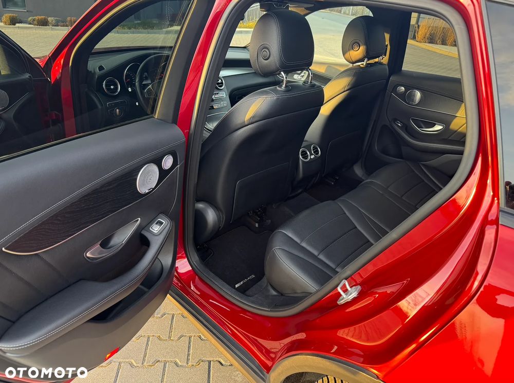 Mercedes-Benz GLC - 21
