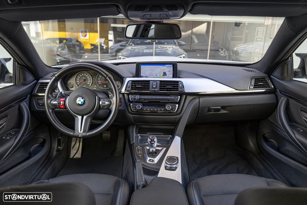 BMW M4 Auto - 12