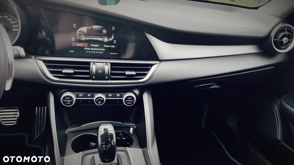Alfa Romeo Giulia 2.0 Turbo Veloce Q4 - 11
