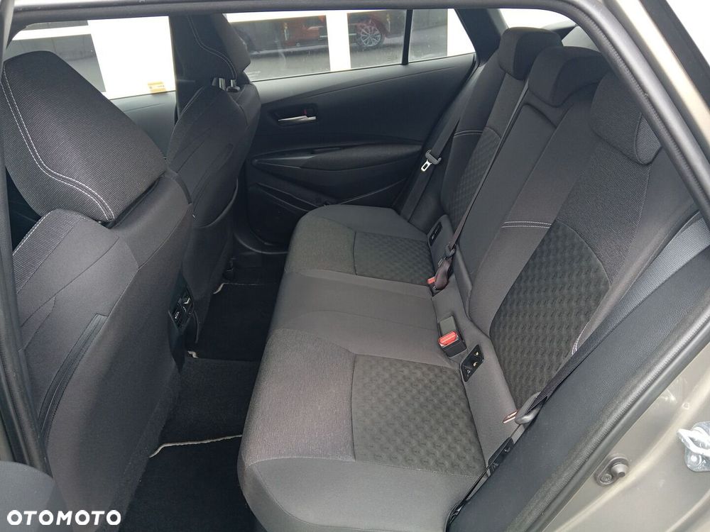 Toyota Corolla 1.8 Hybrid Comfort - 13