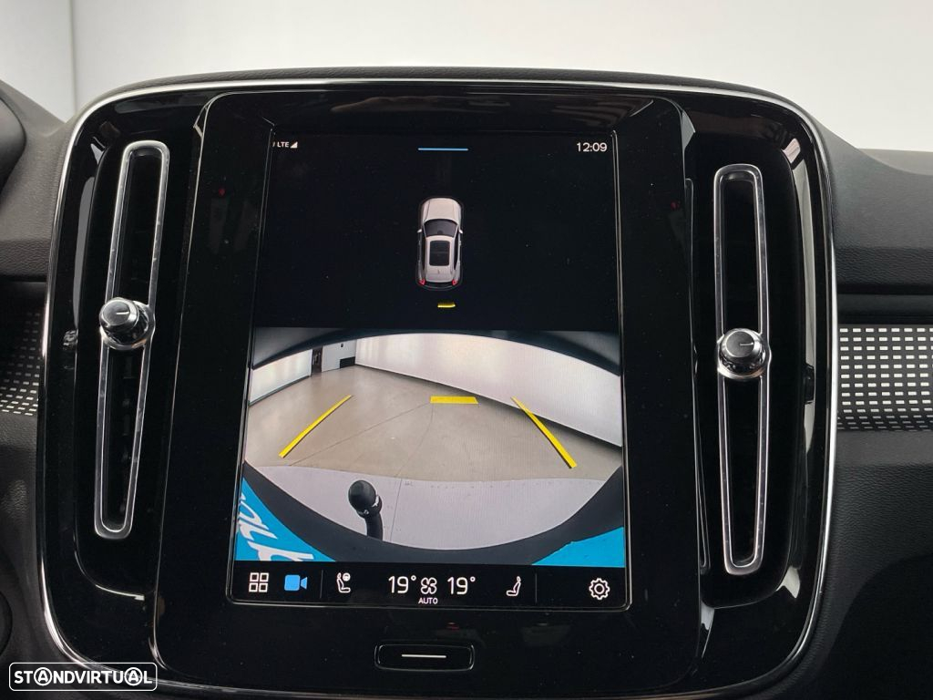 Volvo XC 40 Recharge Twin Pro - 18