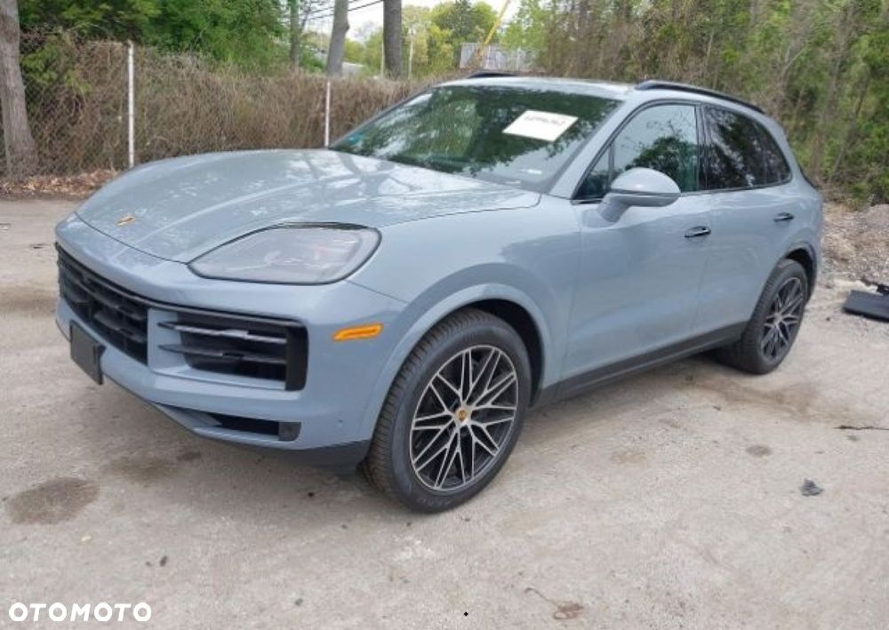 Porsche Cayenne - 3