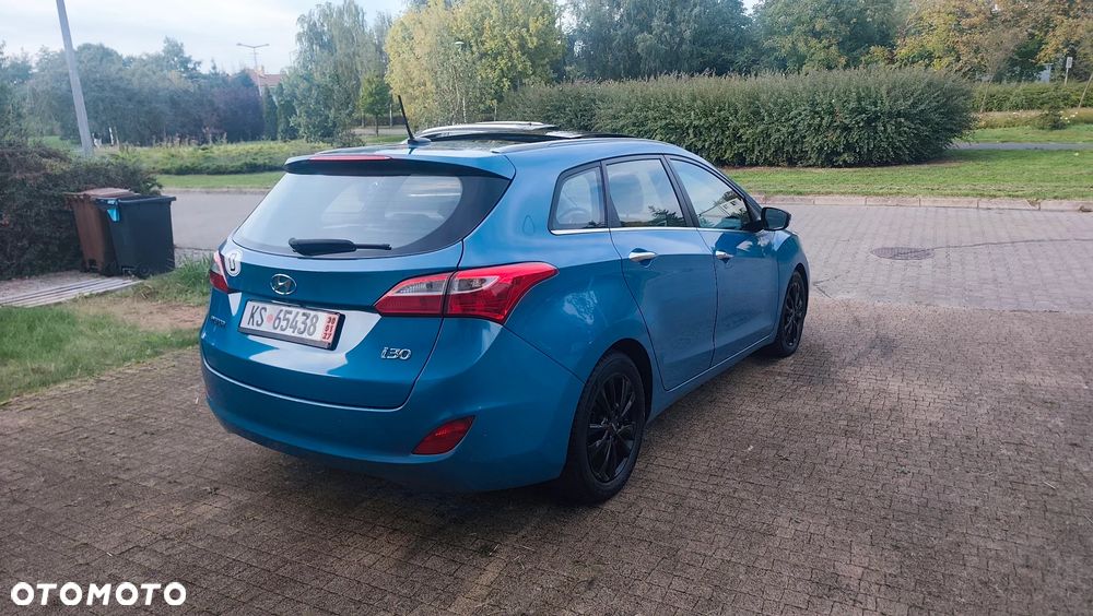 Hyundai i30 1.6 CRDi Premium - 36