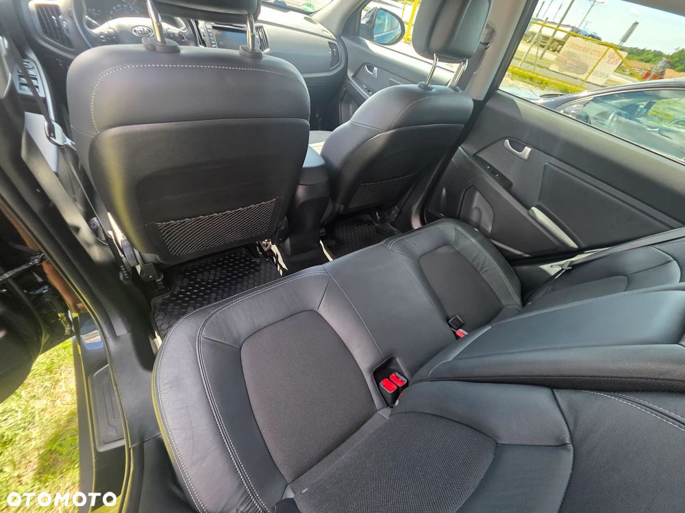 Kia Sportage 2.0 CRDI 4WD Automatik Dream-Team Edition - 15