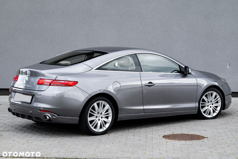 Renault Laguna Coupe V6 dCi 235 FAP GT - 11