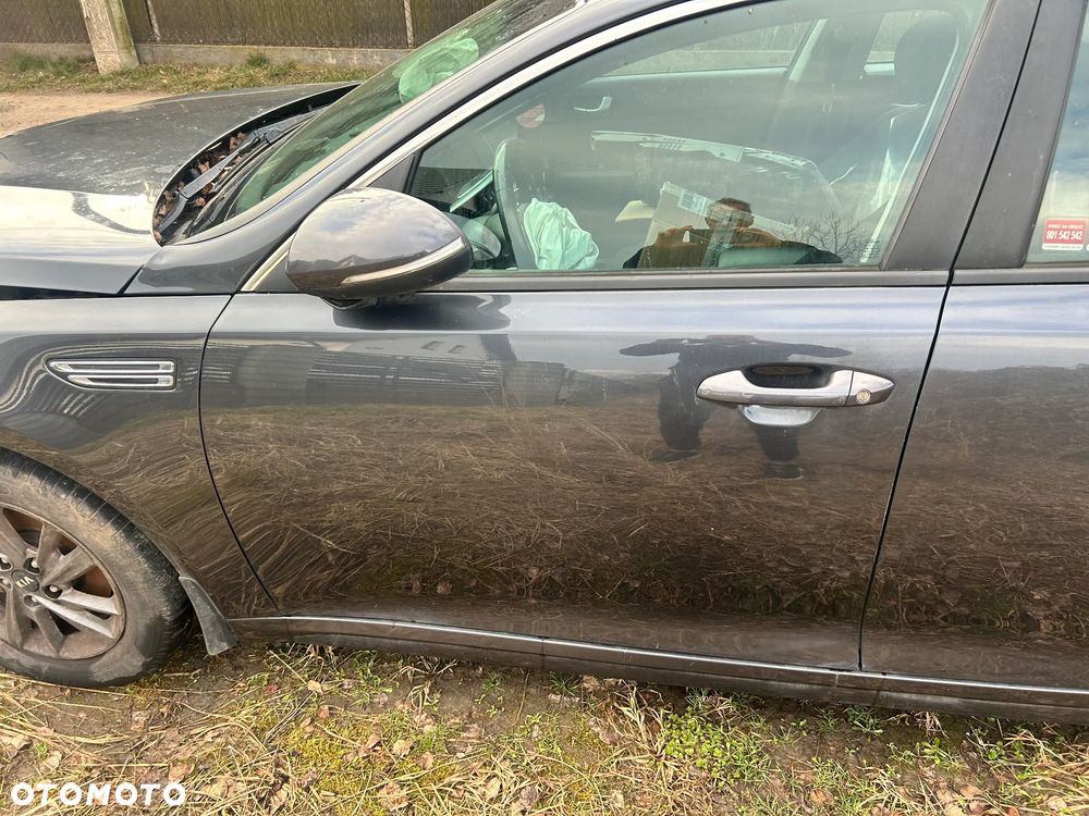 Kia Optima 2.0 L - 3