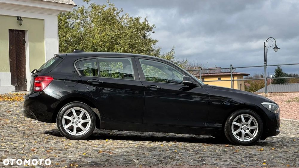 BMW Seria 1 114i - 5