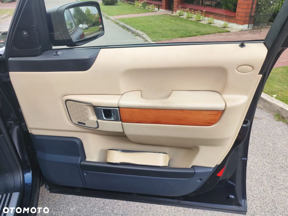 Land Rover Range Rover TDV8 Vogue - 24