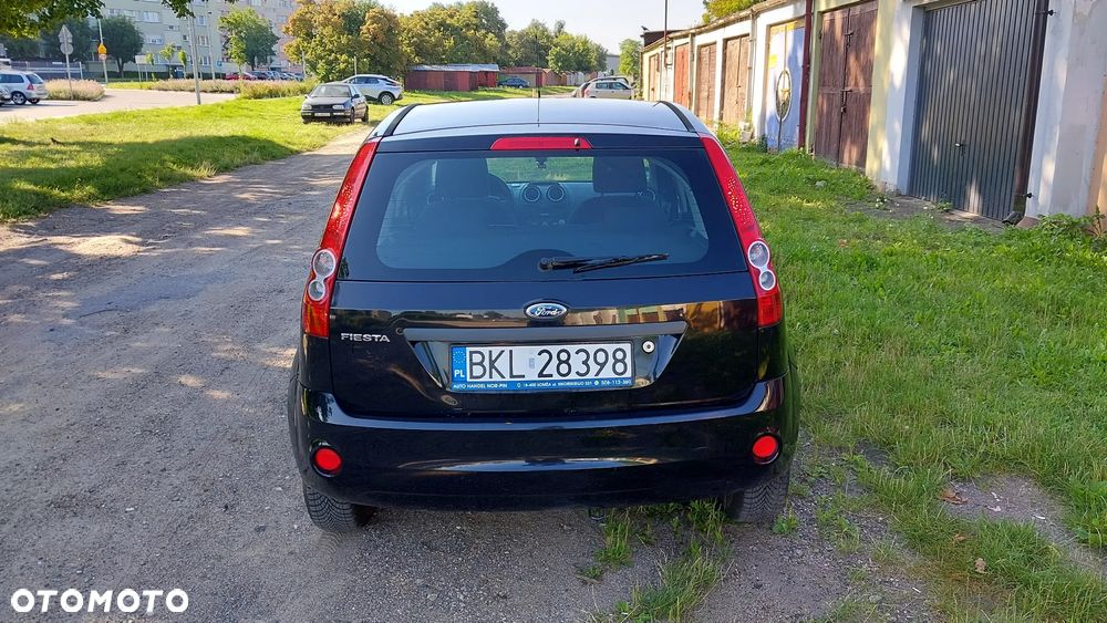 Ford Fiesta 1.3 Black Magic - 4
