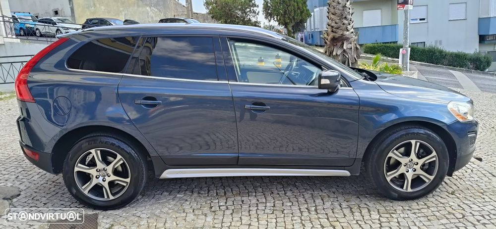 Volvo XC 60 2.0 D3 Drive Momentum - 12