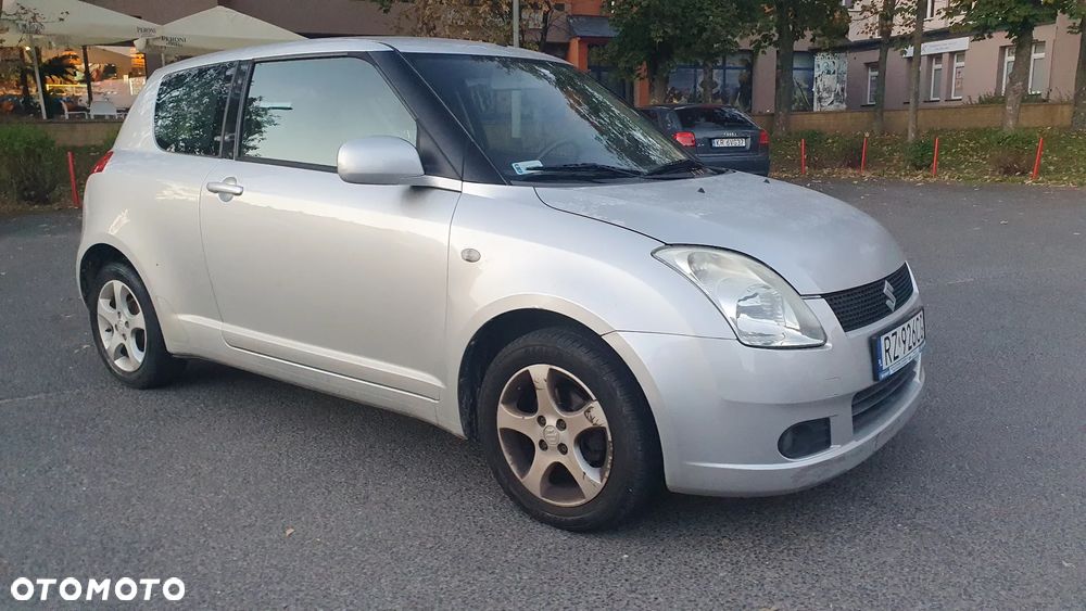 Suzuki Swift 1.3 Comfort - 2