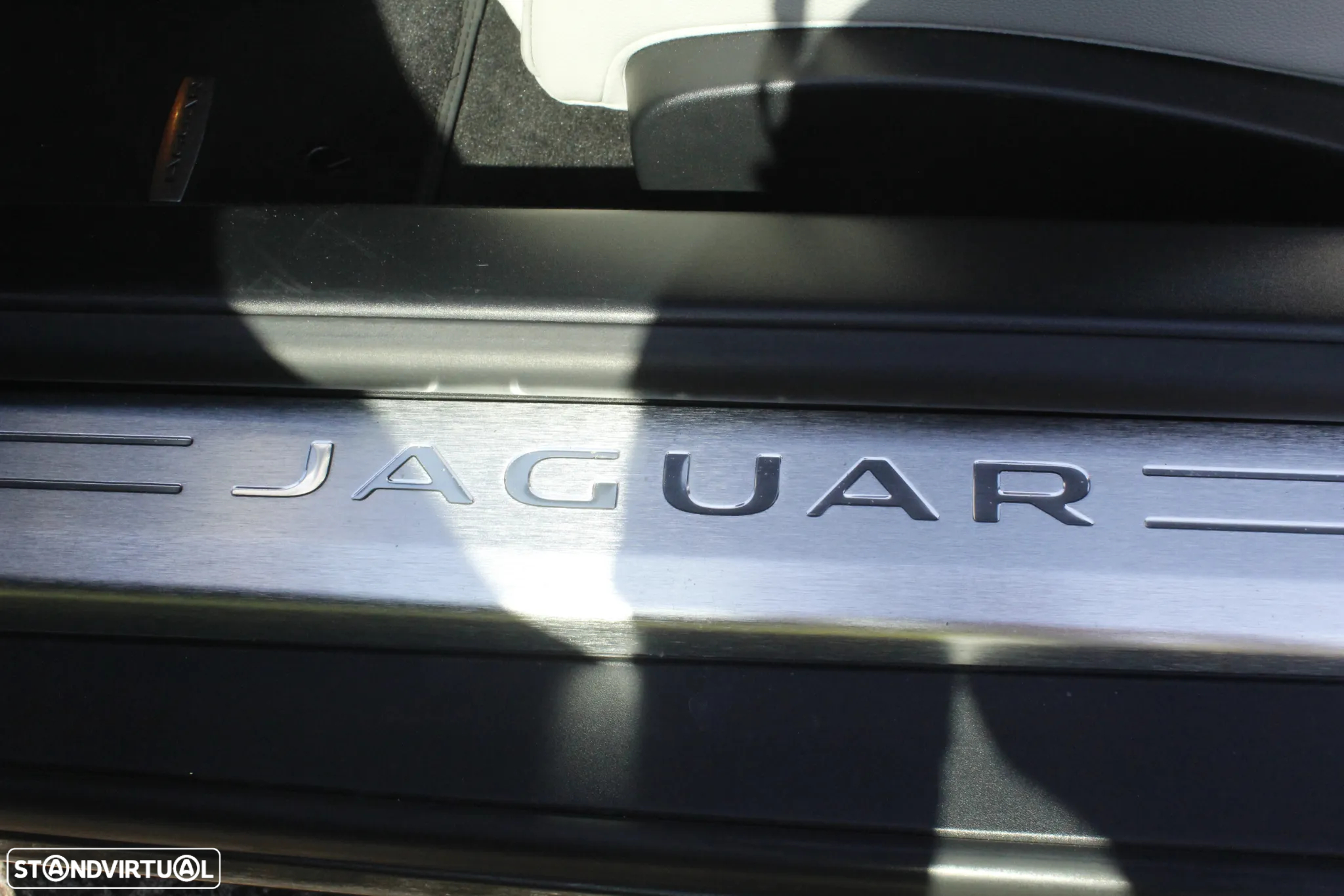 Jaguar F-Type 2.0 i4 R-Dynamic - 26