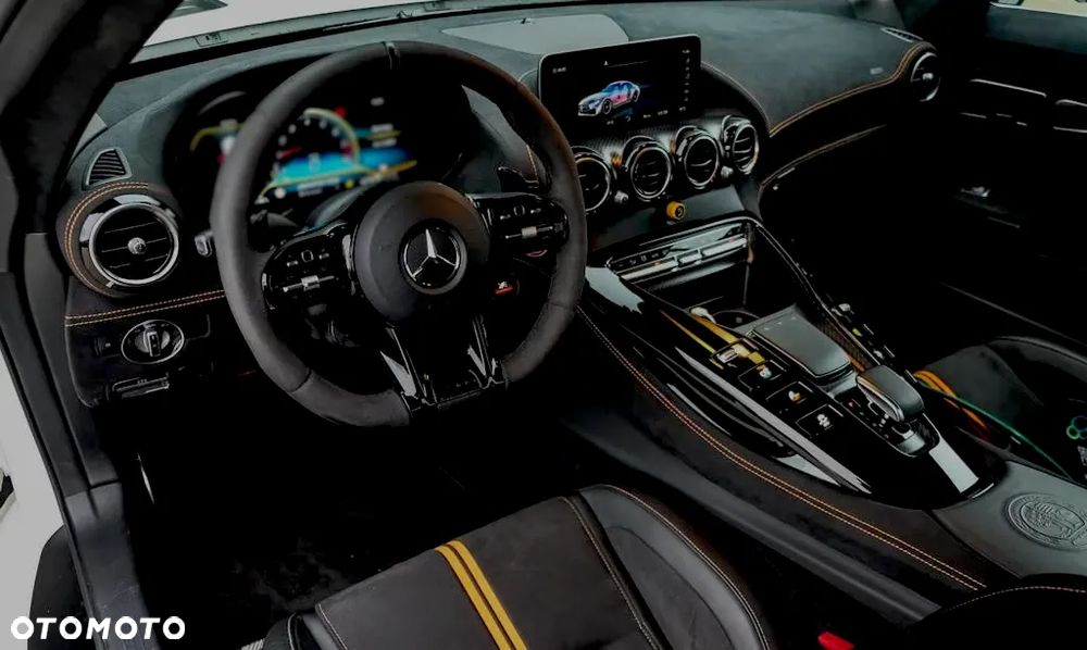 Mercedes-Benz AMG GT - 10