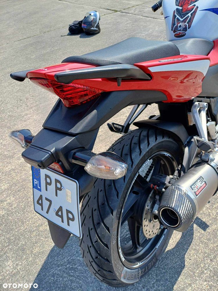Honda CBR - 9