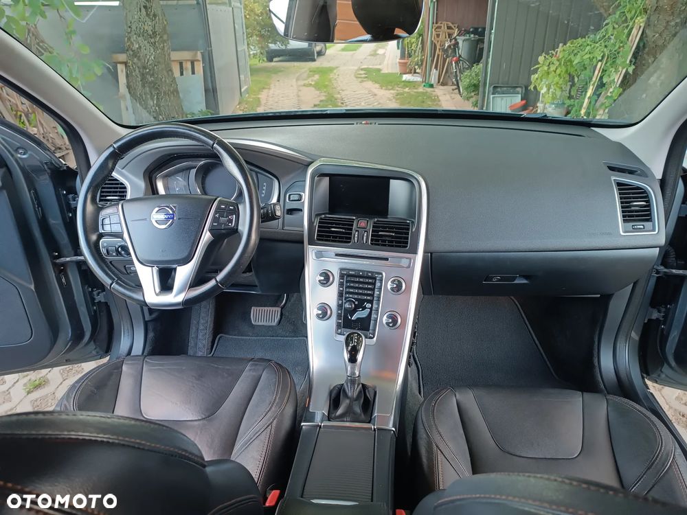 Volvo XC 60 - 8