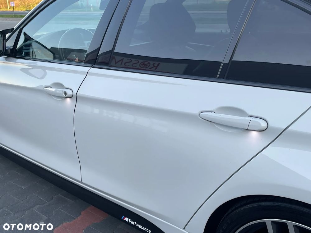 BMW Seria 3 330e iPerformance M Sport Shadow - 21