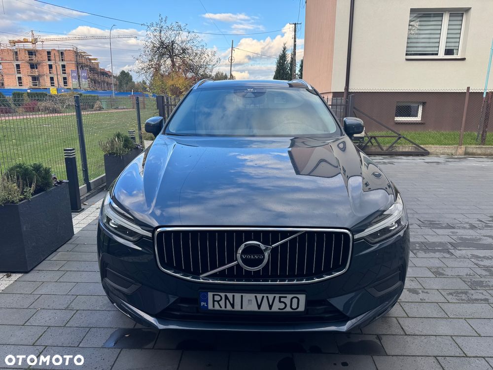 Volvo XC 60 T5 Momentum Pro - 3